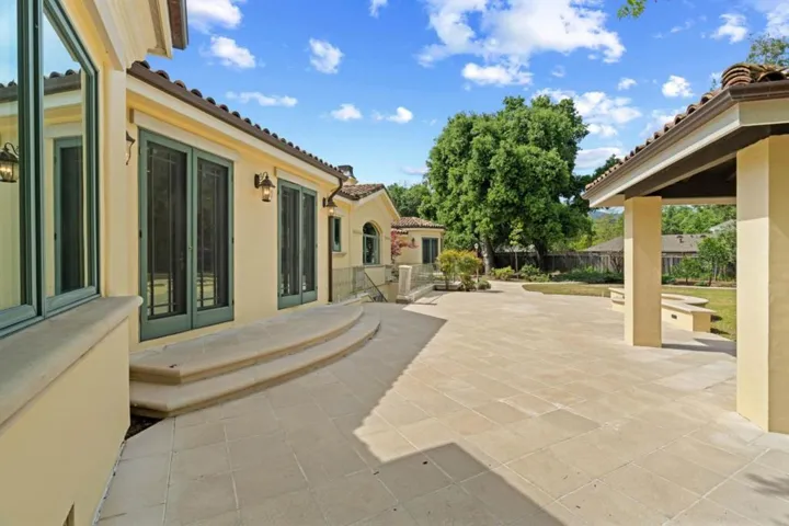 19287 San Marcos Road, Saratoga, California 95070