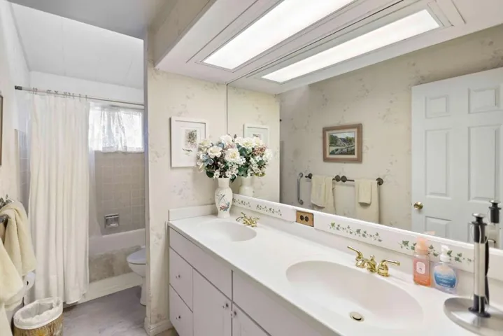 15750 Loma Vista Avenue, Los Gatos, California 95032