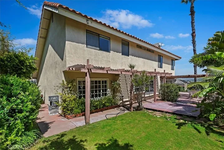 550 S Avenida Faro, Anaheim, California 92807