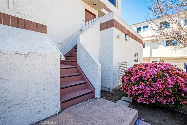 2971 Plaza Del Amo 201, Torrance, California 90503