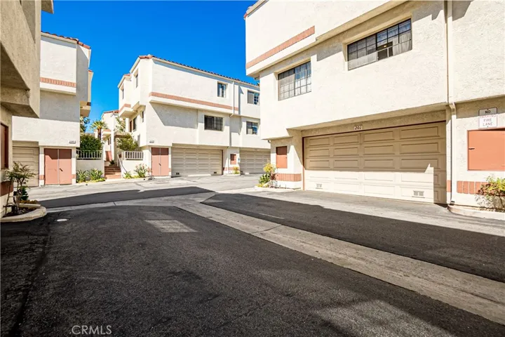 2971 Plaza Del Amo 201, Torrance, California 90503