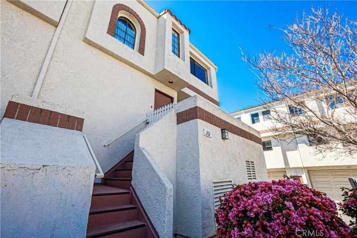 2971 Plaza Del Amo 201, Torrance, California 90503