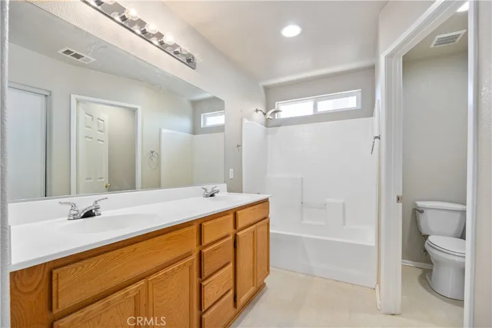 13845 Ashmont Street, Victorville, California 92392