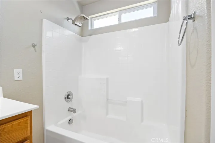 13845 Ashmont Street, Victorville, California 92392