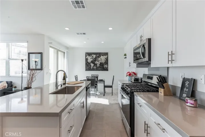 4331 S. Cantos Paseo 24, Ontario, California 91761