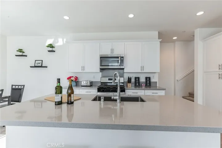 4331 S. Cantos Paseo 24, Ontario, California 91761
