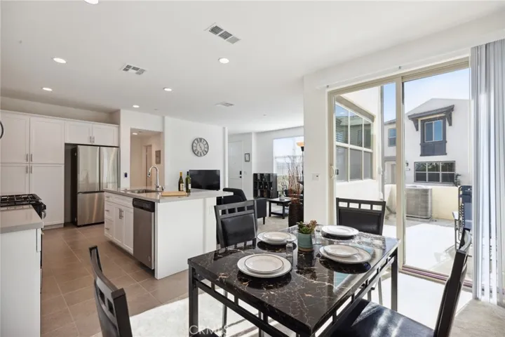 4331 S. Cantos Paseo 24, Ontario, California 91761