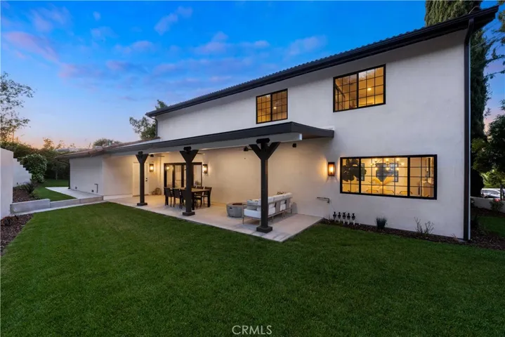 22778 Charlemont Place, Woodland Hills, California 91364