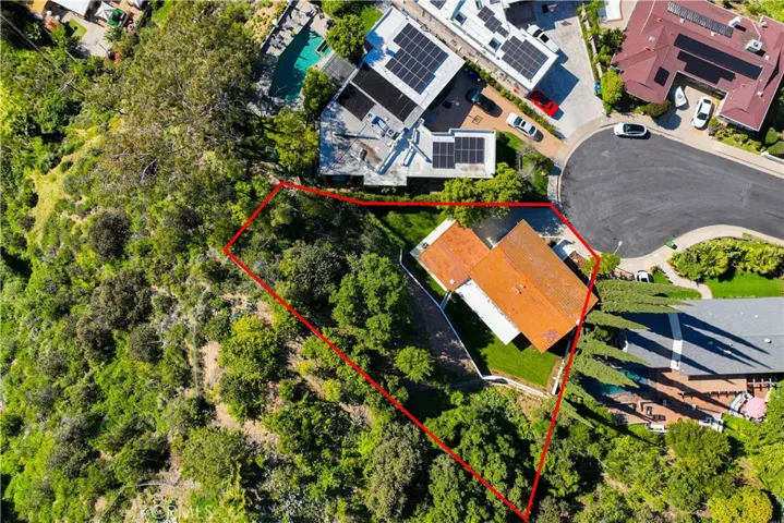 22778 Charlemont Place, Woodland Hills, California 91364