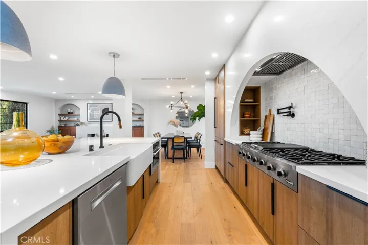 22778 Charlemont Place, Woodland Hills, California 91364