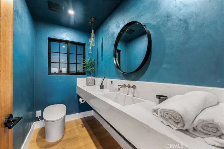 22778 Charlemont Place, Woodland Hills, California 91364