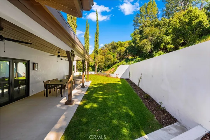 22778 Charlemont Place, Woodland Hills, California 91364