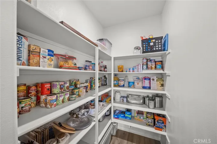 Walk in Pantry
