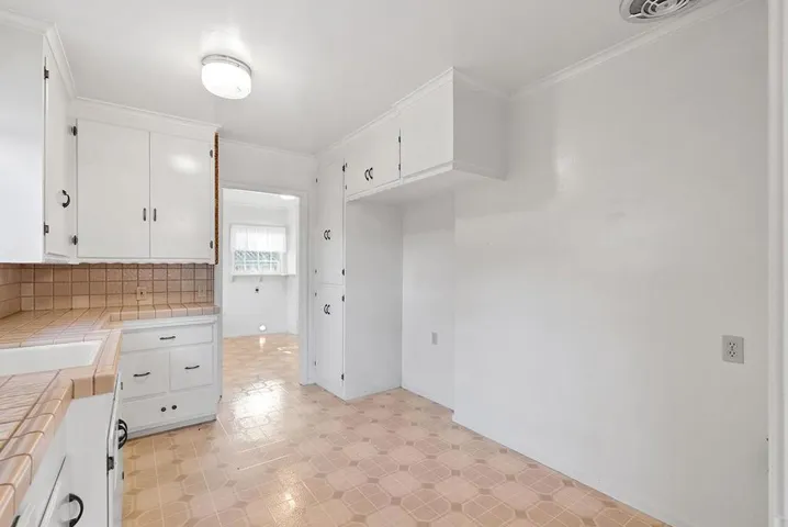 536 Tennyson Avenue, Palo Alto, California 94301