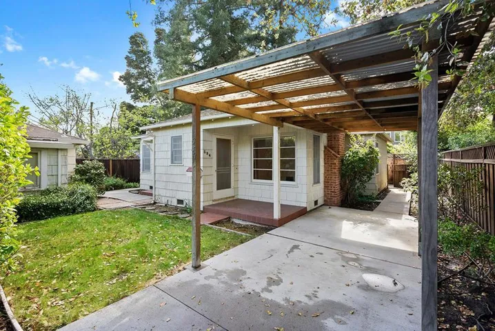 536 Tennyson Avenue, Palo Alto, California 94301