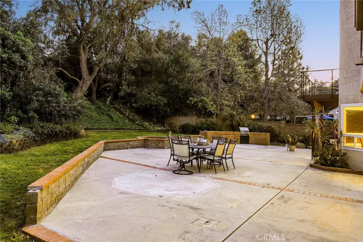 748 Lynnmere Drive, Thousand Oaks, California 91360