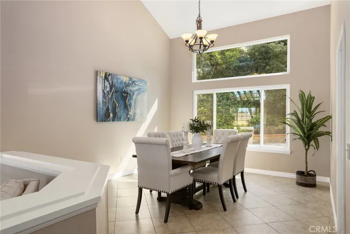 748 Lynnmere Drive, Thousand Oaks, California 91360