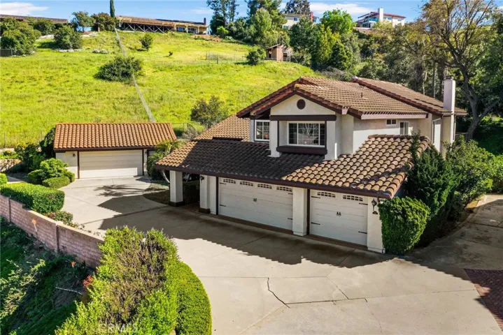 748 Lynnmere Drive, Thousand Oaks, California 91360