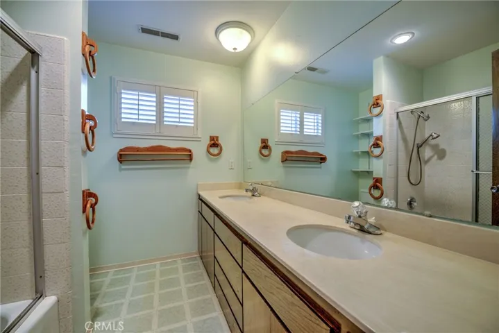 1330 Capistrano Way, Merced, California 95340