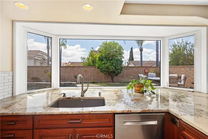 25492 Buckwood, Lake Forest, California 92630