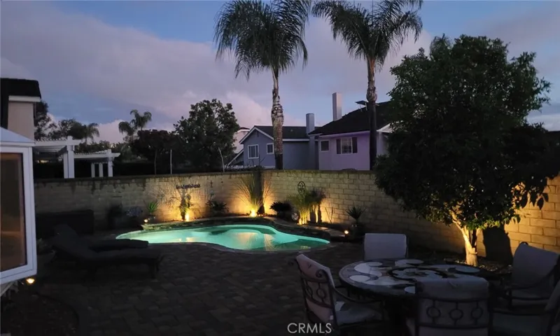 25492 Buckwood, Lake Forest, California 92630
