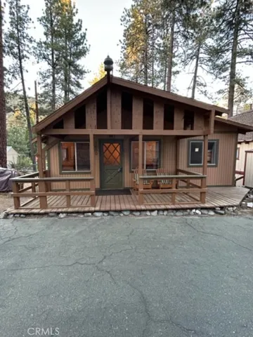 1600 Betty Street, Wrightwood, California 92397