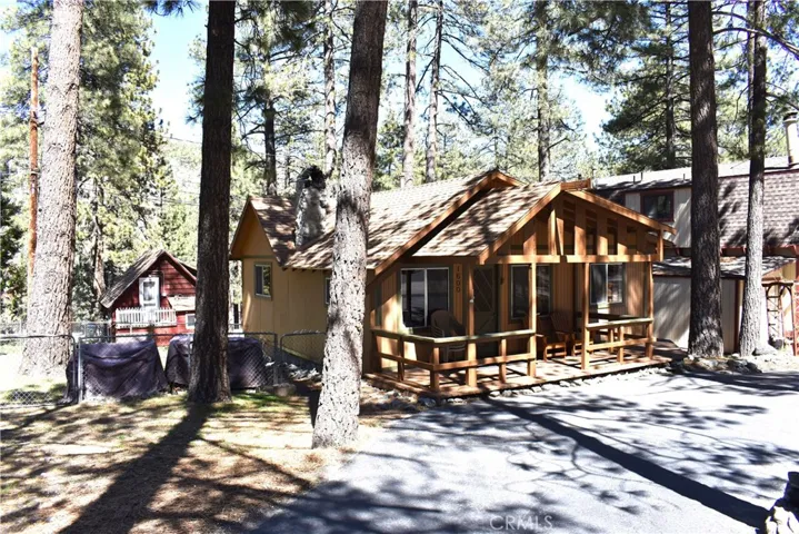1600 Betty Street, Wrightwood, California 92397