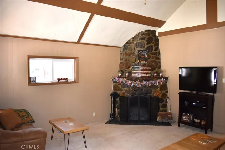 1600 Betty Street, Wrightwood, California 92397