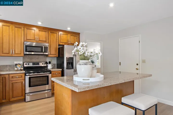 407 Kahrs Ave, Pleasant Hill, California 94523