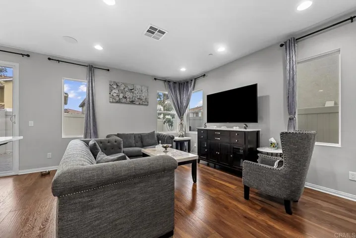 8611 Skylight Way, Lakeside, California 92040