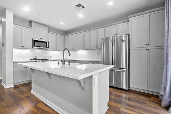 8611 Skylight Way, Lakeside, California 92040