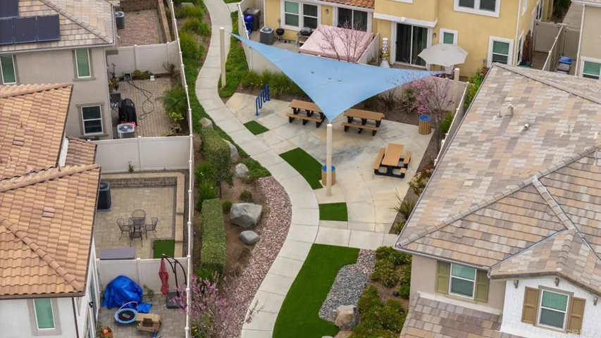 8611 Skylight Way, Lakeside, California 92040