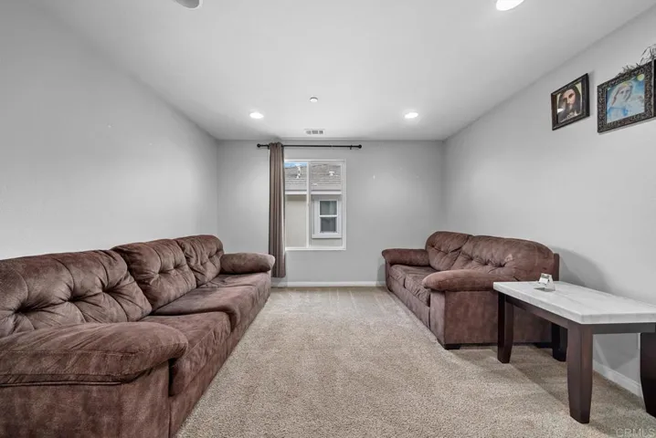 8611 Skylight Way, Lakeside, California 92040
