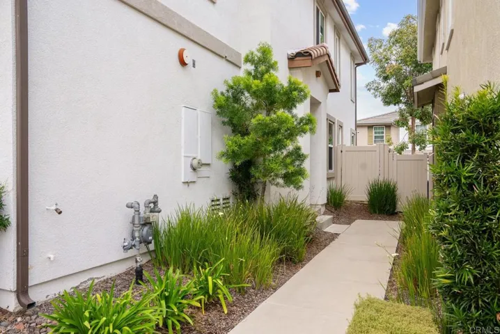 8611 Skylight Way, Lakeside, California 92040
