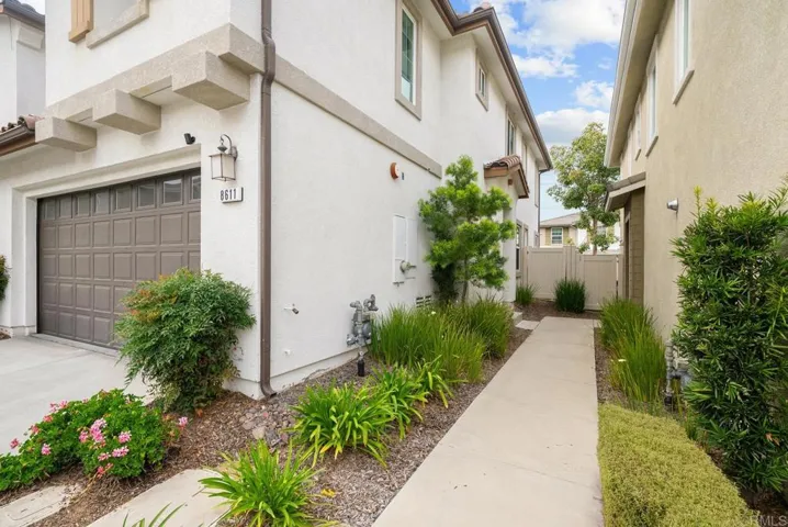 8611 Skylight Way, Lakeside, California 92040