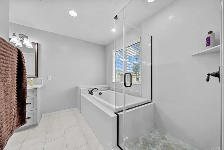 8611 Skylight Way, Lakeside, California 92040