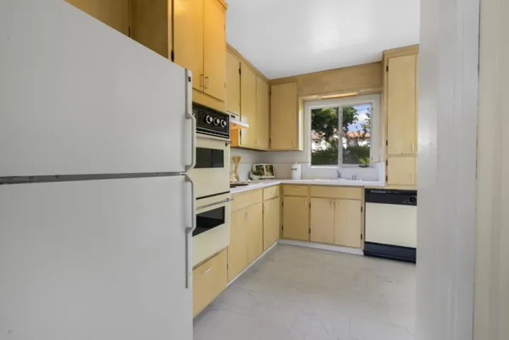 3313 Bryant Street, Palo Alto, California 94306