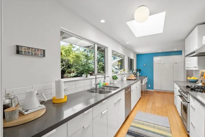 1400 Arden Lane, Belmont, California 94002