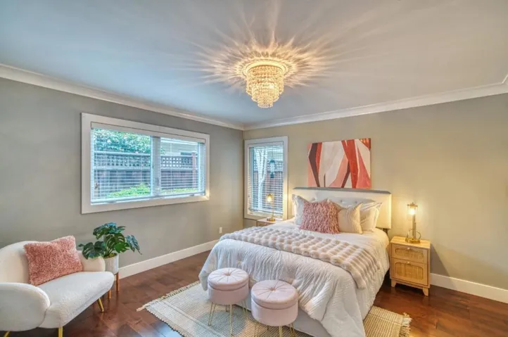 18310 Montpere Way, Saratoga, California 95070