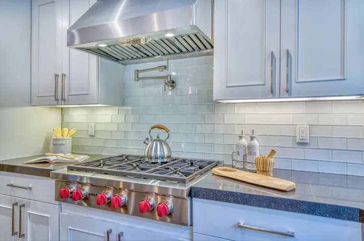 18310 Montpere Way, Saratoga, California 95070