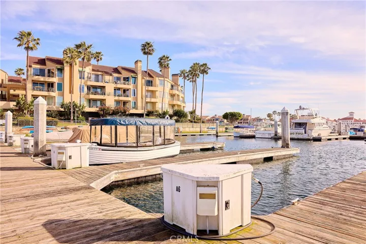16291 Countess Drive 117, Huntington Beach, California 92649
