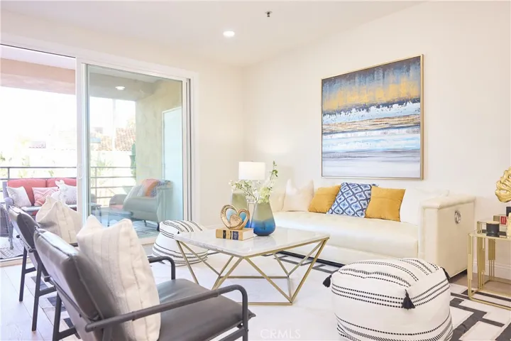 16291 Countess Drive 117, Huntington Beach, California 92649