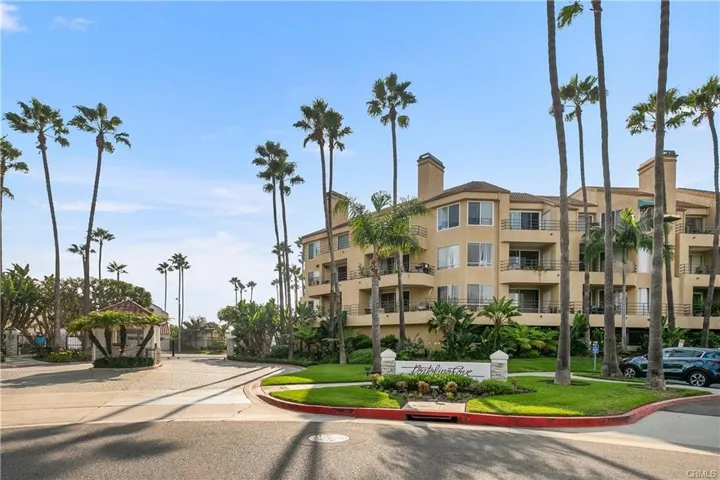 16291 Countess Drive 117, Huntington Beach, California 92649