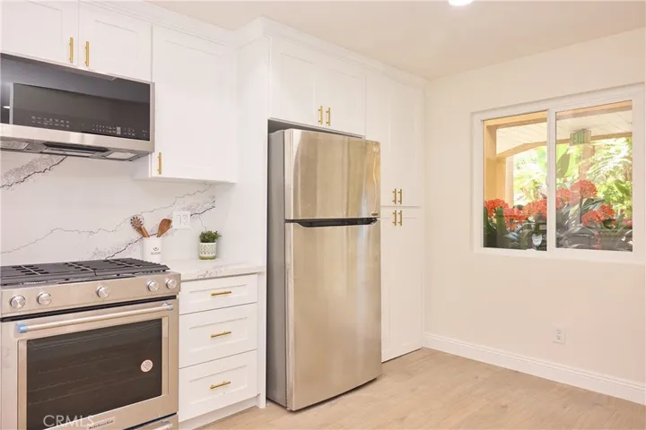 16291 Countess Drive 117, Huntington Beach, California 92649
