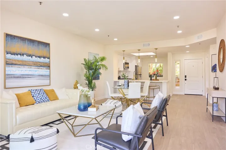 16291 Countess Drive 117, Huntington Beach, California 92649