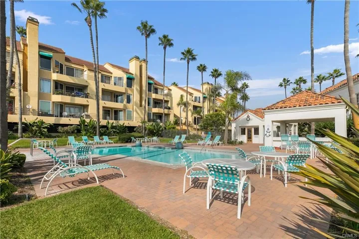 16291 Countess Drive 117, Huntington Beach, California 92649