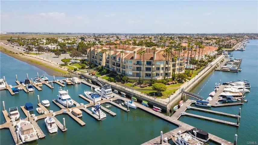 16291 Countess Drive 117, Huntington Beach, California 92649