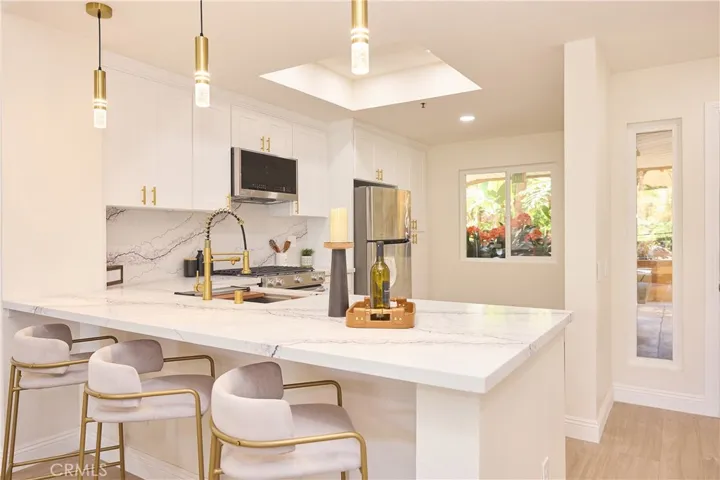 16291 Countess Drive 117, Huntington Beach, California 92649