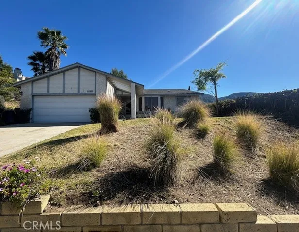 13808 Shablow Avenue, Sylmar, California 91342