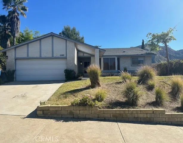 13808 Shablow Avenue, Sylmar, California 91342
